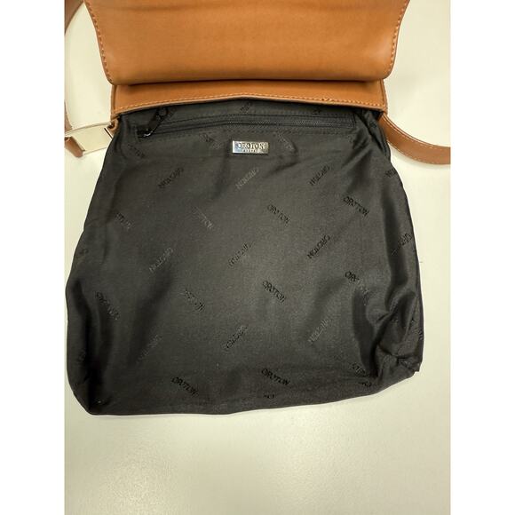 Oroton Australia Shoulder Bag Brown Leather Small Magnet Close Bottom Stud Purse - Picture 7 of 9